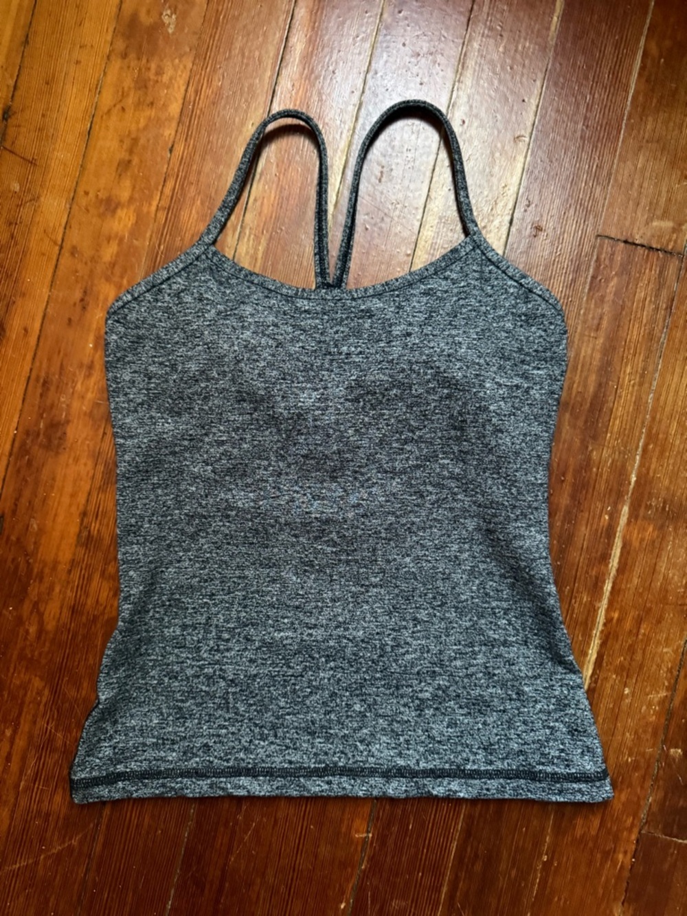LULULEMON Y-TANK CUSTOM SHORTER LENGTH (HEMMED @ STORE) CROPPED GRAY SZ 4